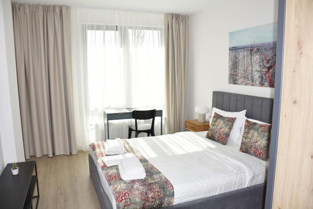Tokiyo: A Lovely City Center 2 Bedrooms Apartment With Private Parking Sófia Exterior foto